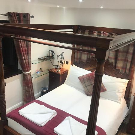 Hot Tub Hide Away Near Alton Towers Staffordshire Hotel Cheddleton Buitenkant foto
