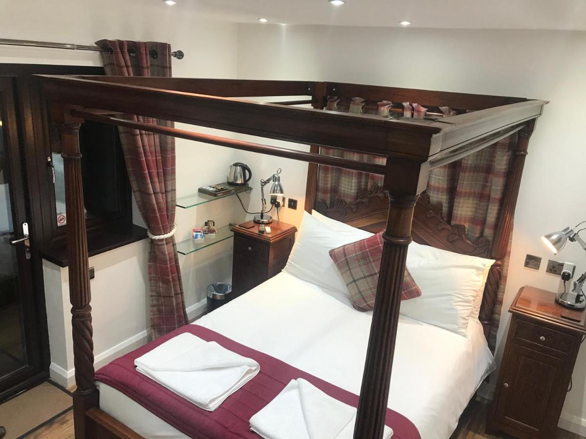 Hot Tub Hide Away Near Alton Towers Staffordshire Hotel Cheddleton Buitenkant foto