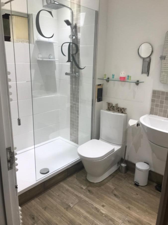 Hot Tub Hide Away Near Alton Towers Staffordshire Hotel Cheddleton Buitenkant foto